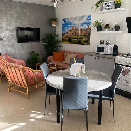 St Paul'S Bay Central Apartment In Qawra St. Paul's Bay Buitenkant foto