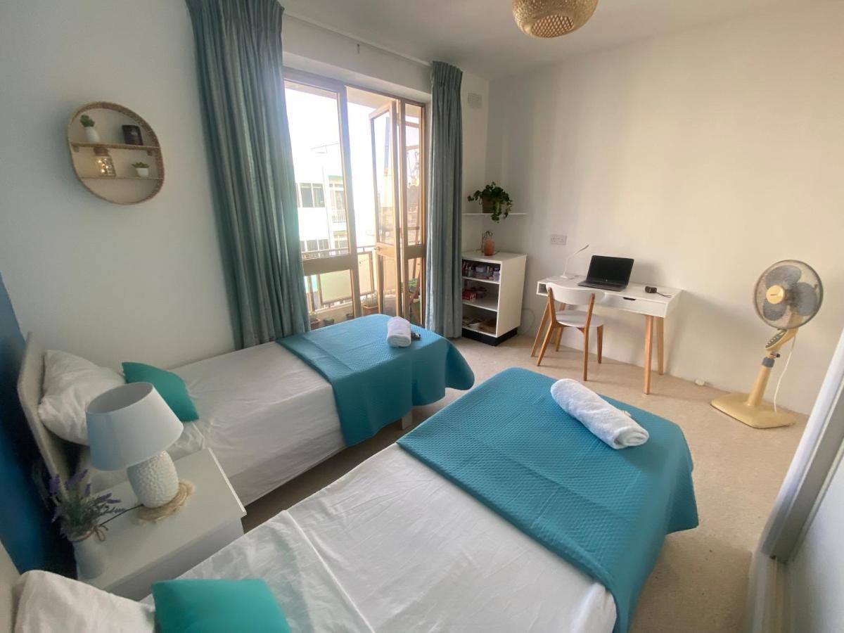 St Paul'S Bay Central Apartment In Qawra St. Paul's Bay Buitenkant foto